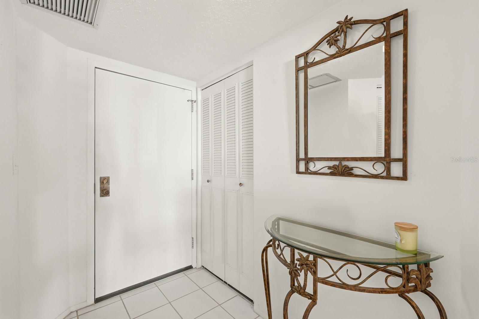 Image 5 of 47 For 925 Halifax Avenue 903