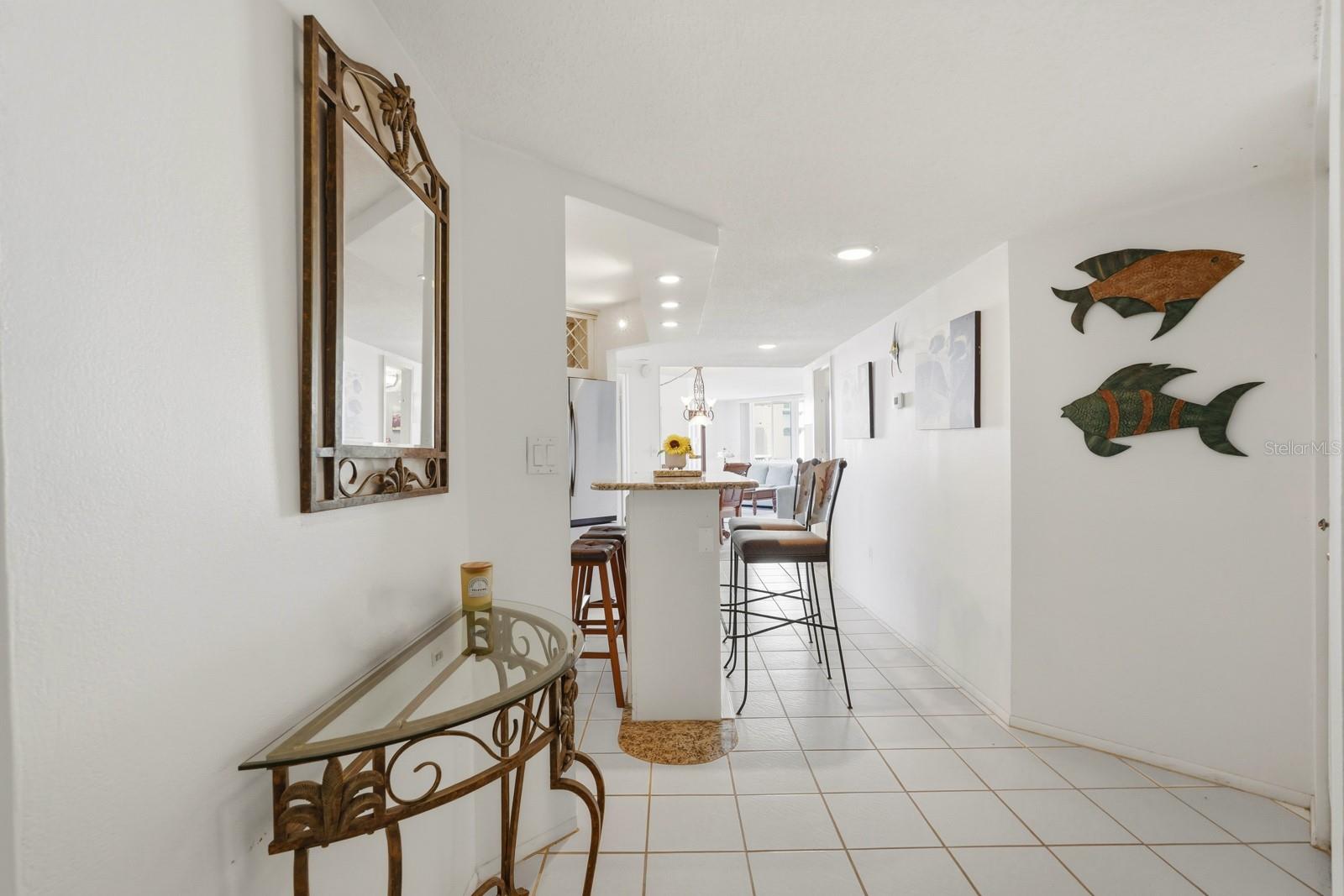 Image 6 of 47 For 925 Halifax Avenue 903