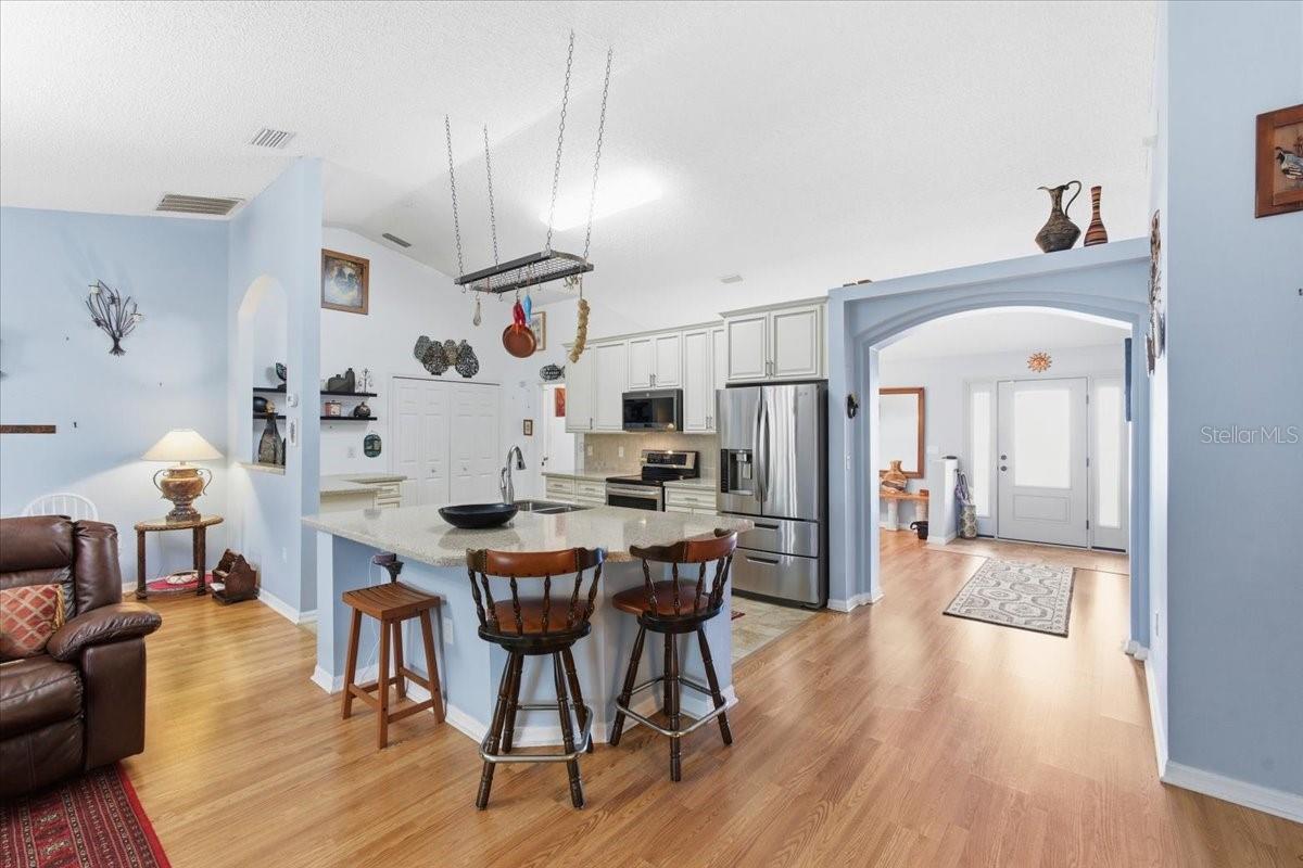 Image 10 of 44 For 64 Belvedere Lane