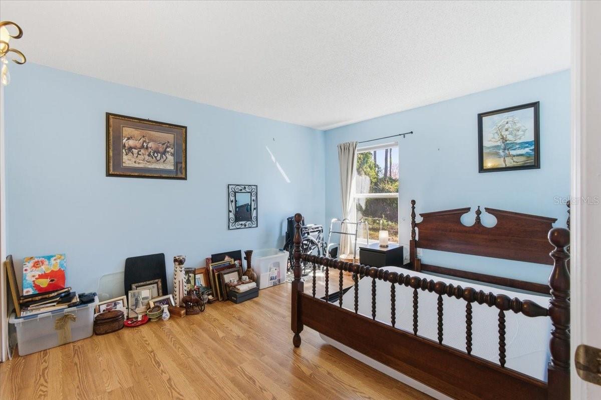 Image 26 of 44 For 64 Belvedere Lane