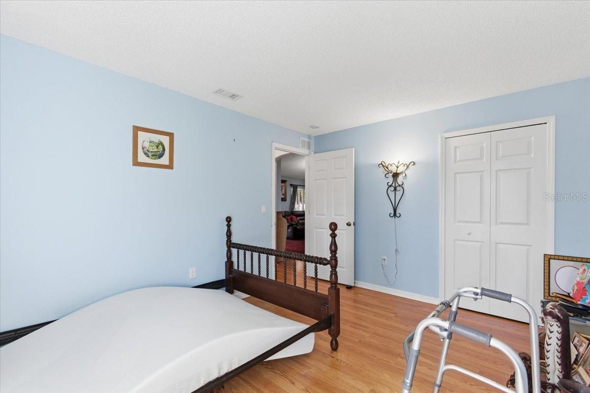 Image 27 of 44 For 64 Belvedere Lane