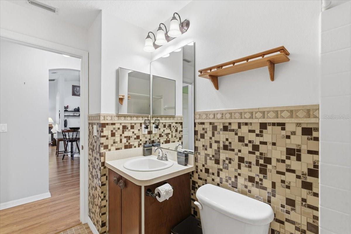 Image 29 of 44 For 64 Belvedere Lane