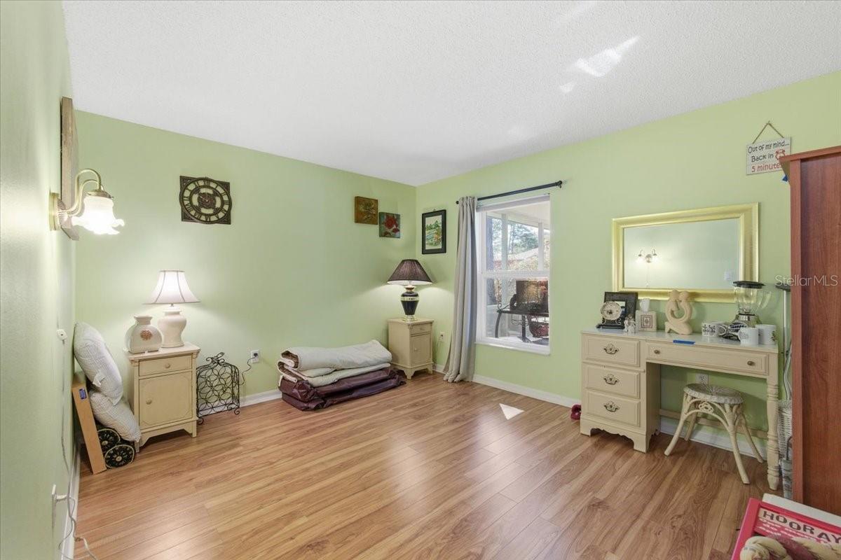 Image 30 of 44 For 64 Belvedere Lane