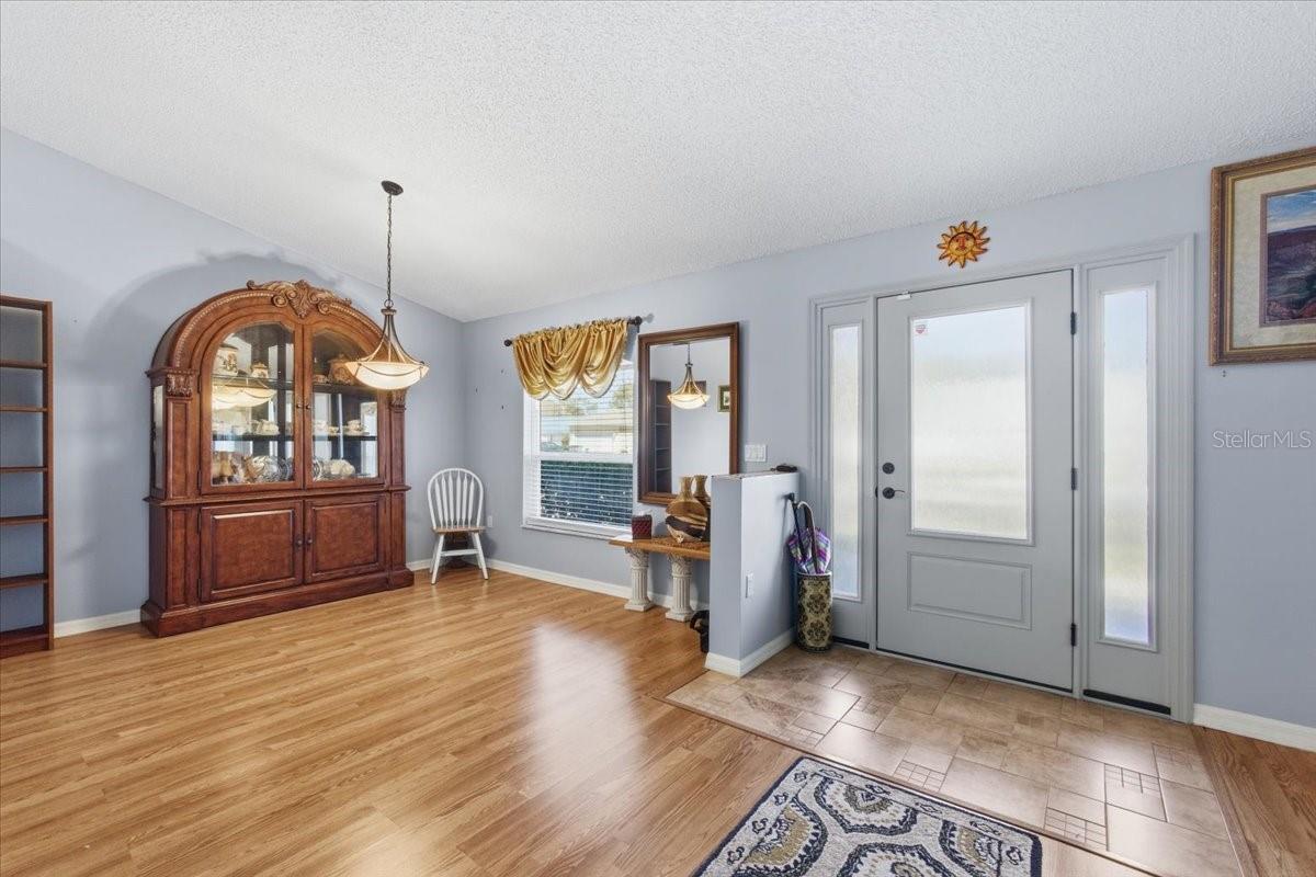 Image 5 of 44 For 64 Belvedere Lane