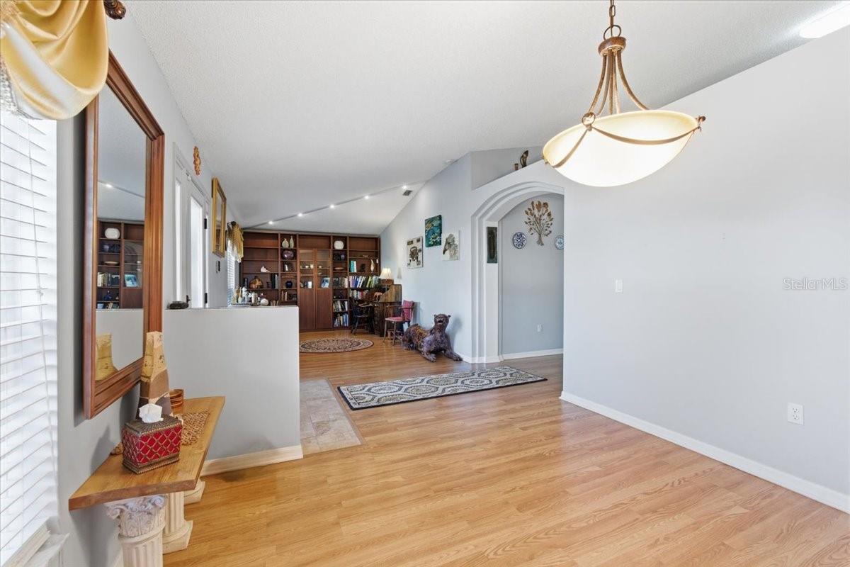 Image 6 of 44 For 64 Belvedere Lane