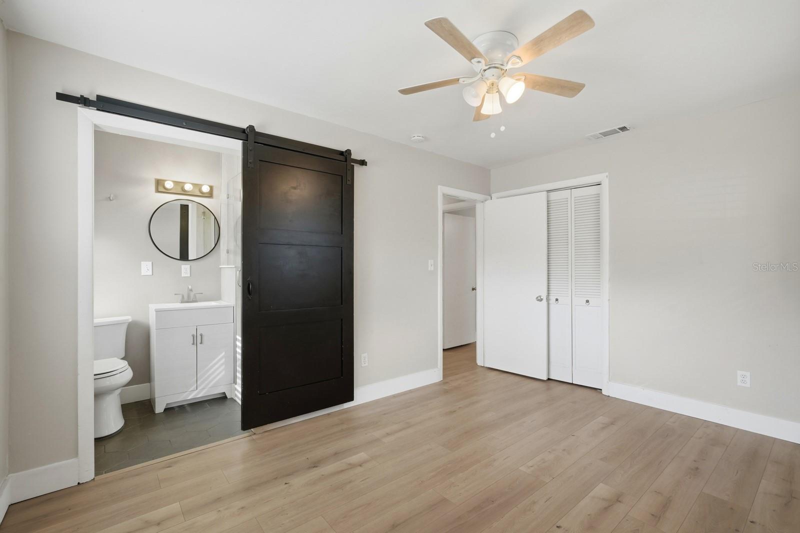 Image 19 of 44 For 133 Crestwood Avenue