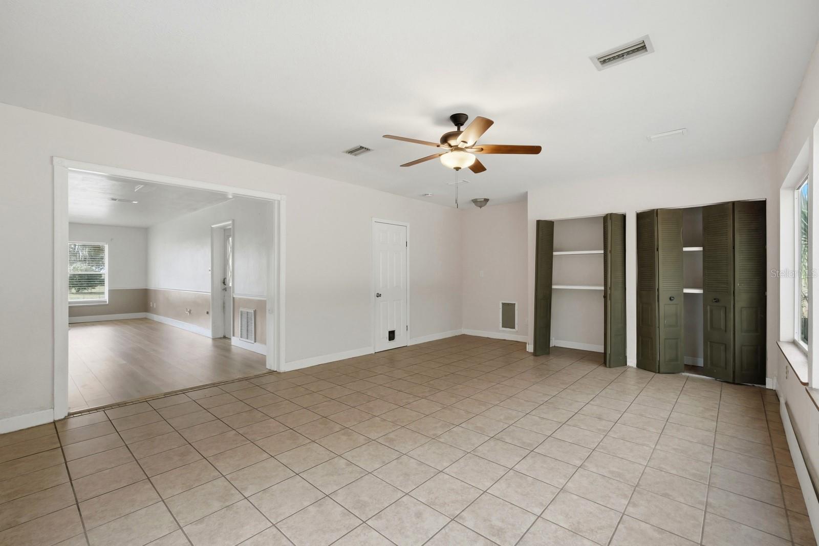 Image 24 of 44 For 133 Crestwood Avenue