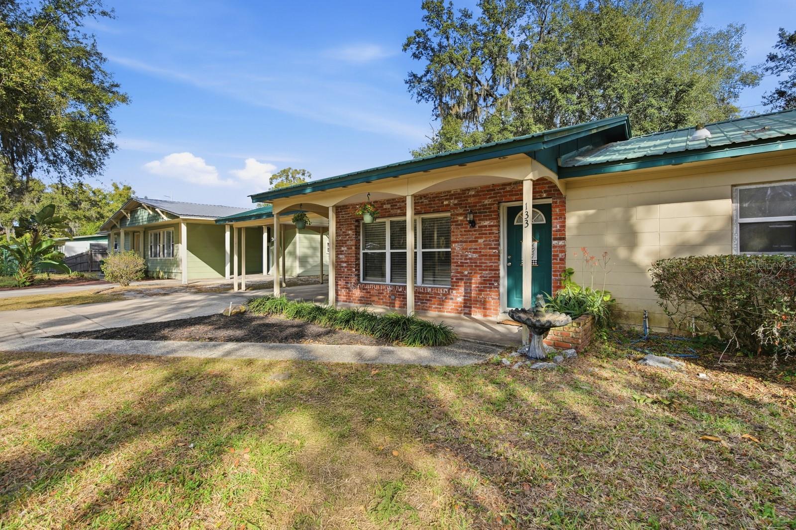 Image 5 of 44 For 133 Crestwood Avenue