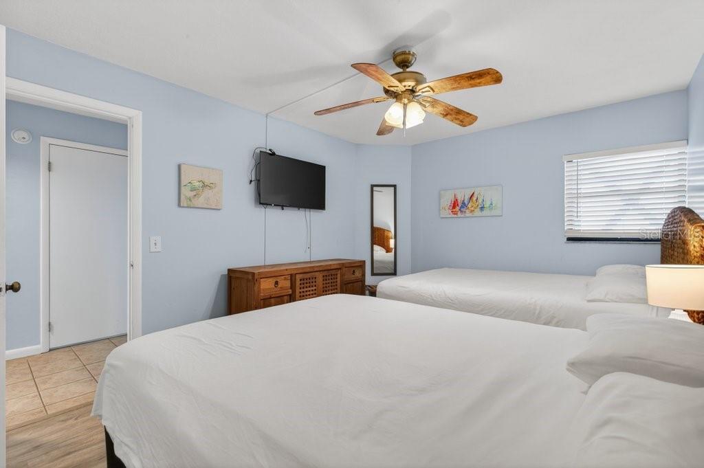 Image 26 of 33 For 4670 A1a S 2411