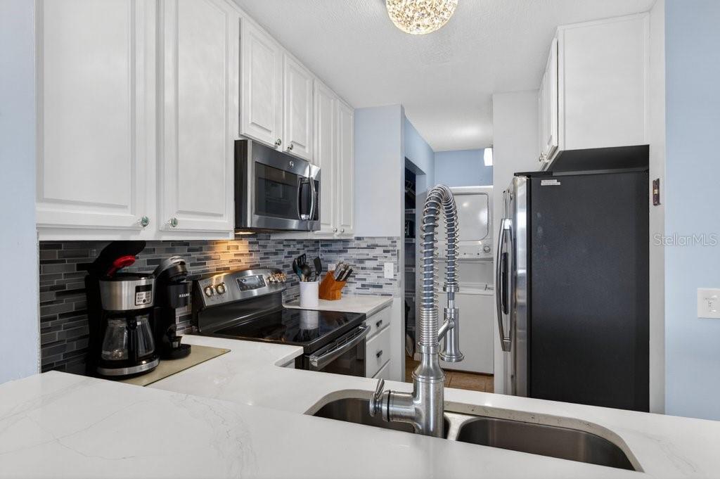 Image 4 of 33 For 4670 A1a S 2411