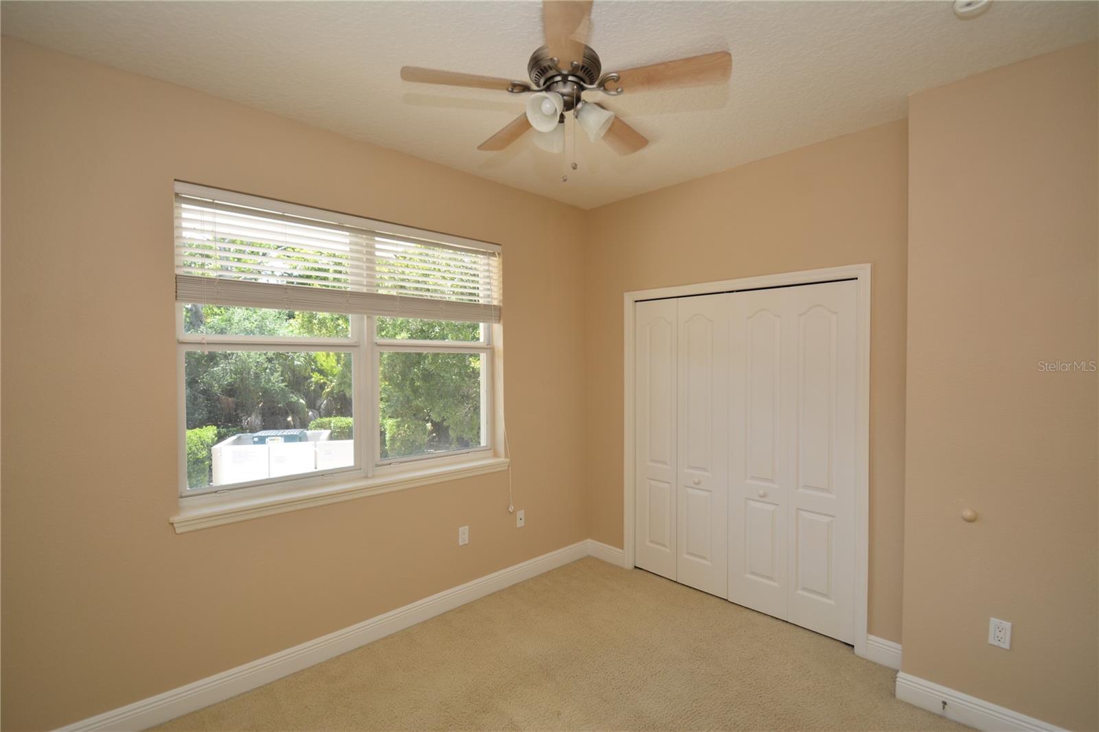 Image 20 of 43 For 190 Riverview Bend S 1024