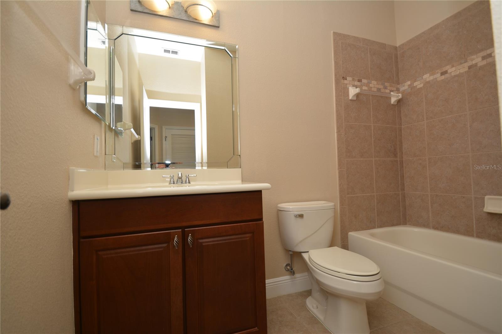 Image 24 of 43 For 190 Riverview Bend S 1024