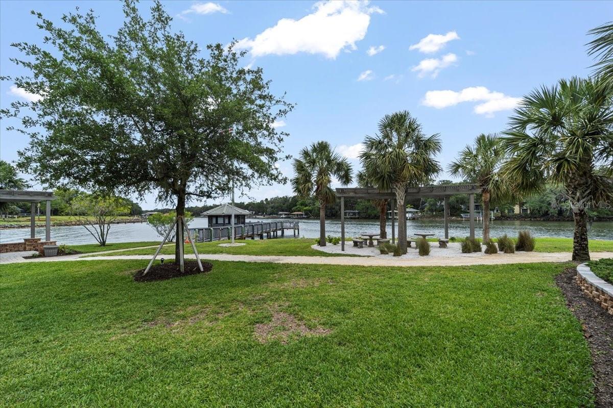 Image 42 of 43 For 190 Riverview Bend S 1024