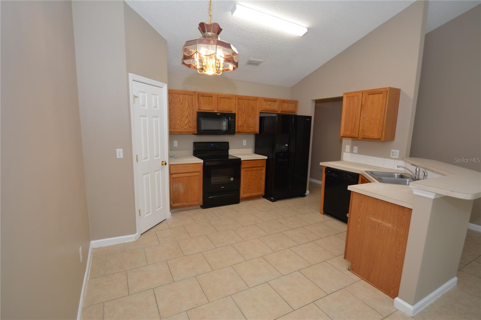 Image 10 of 33 For 33 Rosepetal Lane A