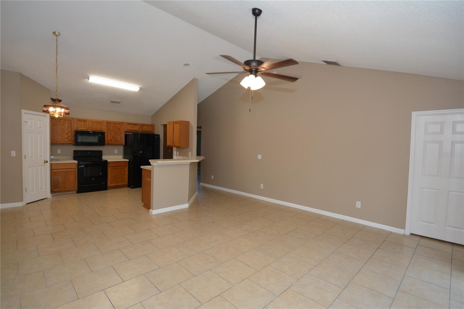 Image 14 of 33 For 33 Rosepetal Lane A