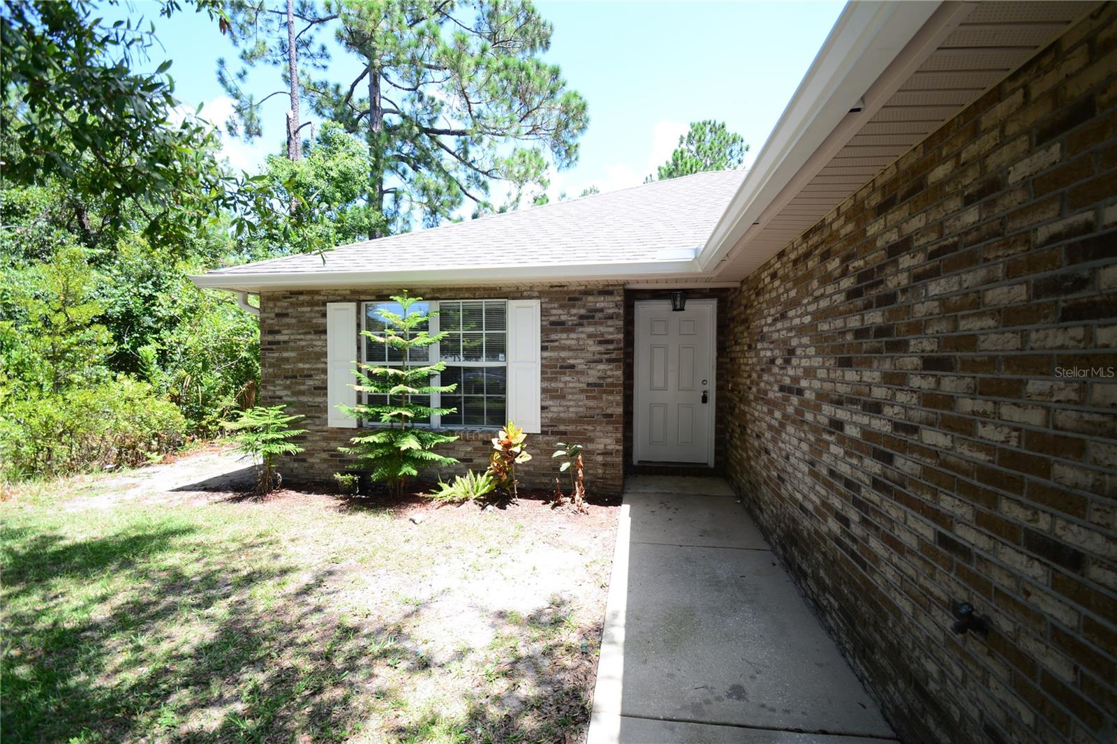 Image 3 of 33 For 33 Rosepetal Lane A