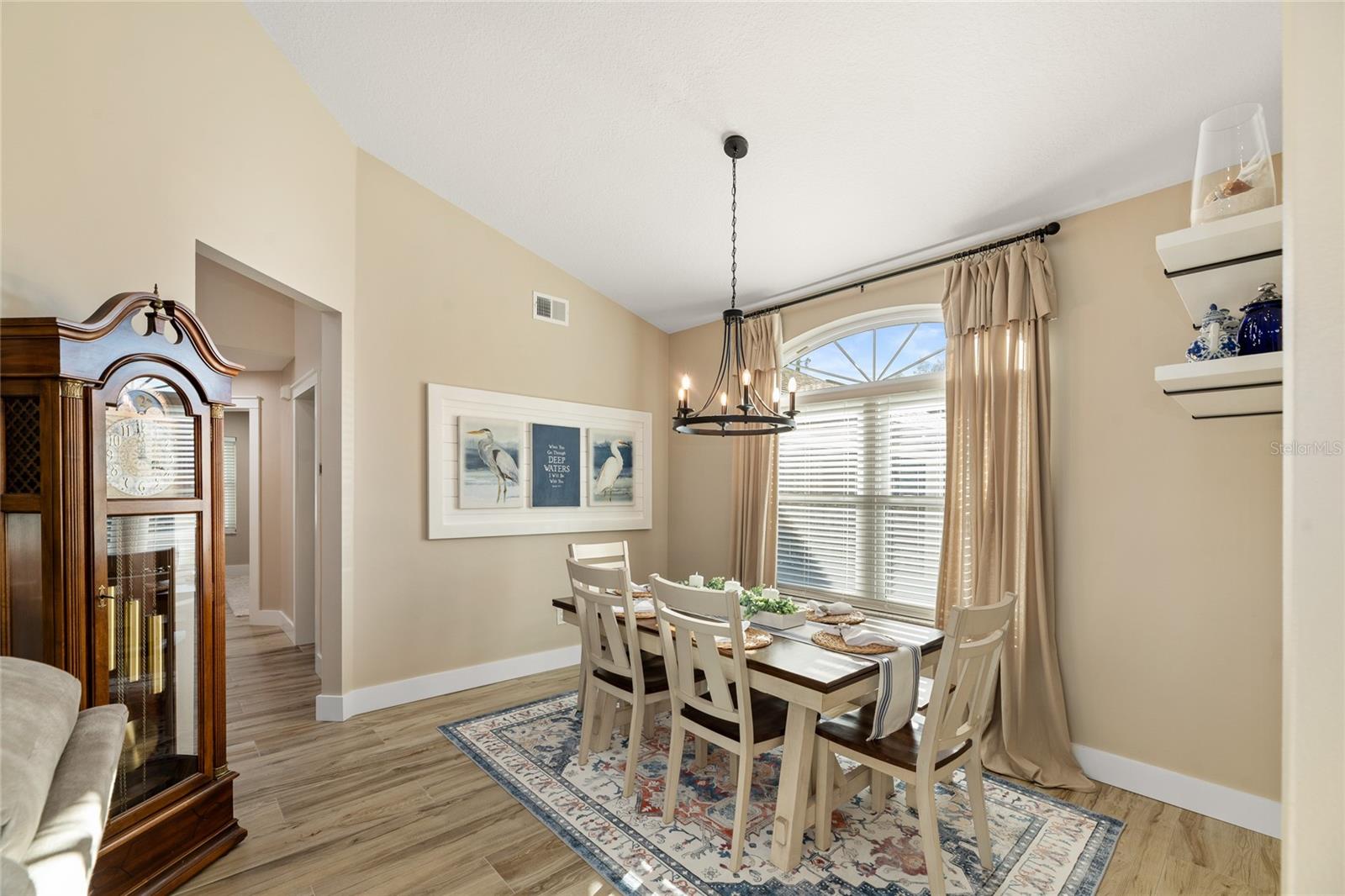 Image 19 of 48 For 36 Walker Drive