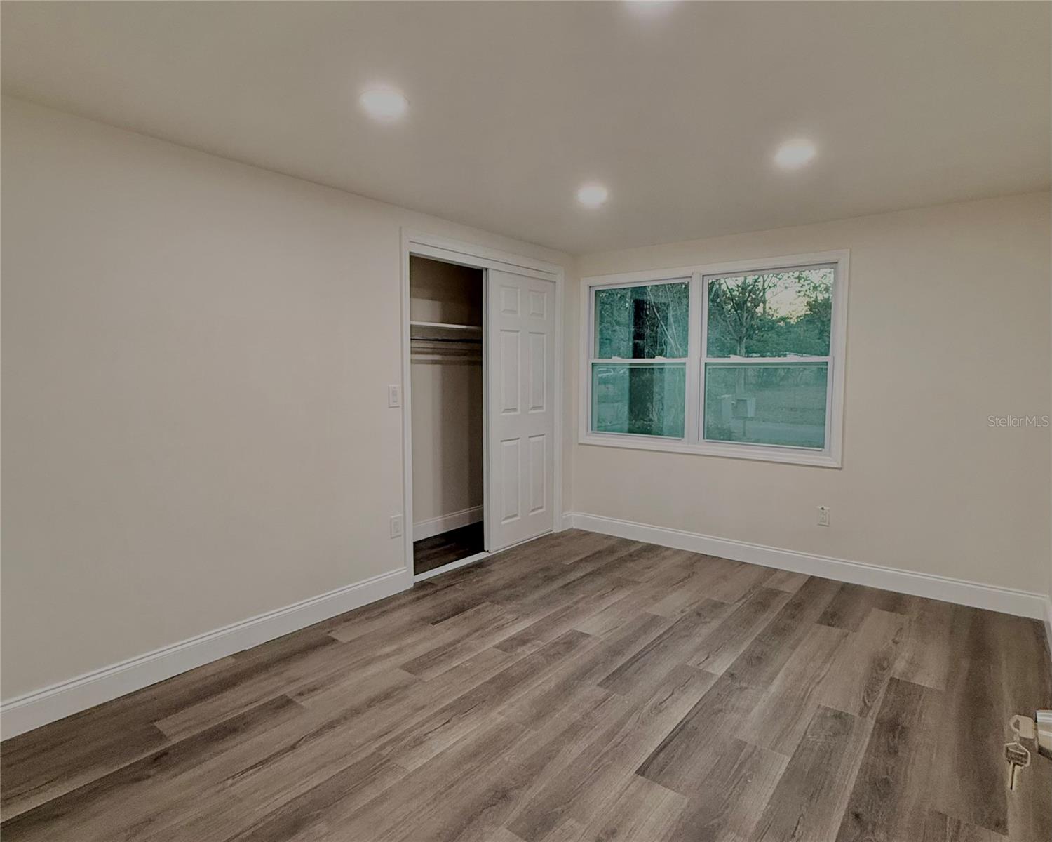 Image 22 of 42 For 3015 13th Drive