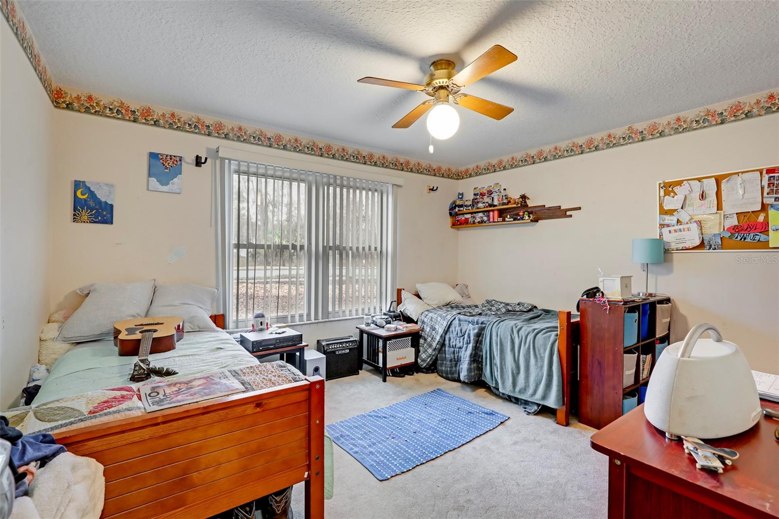 Image 10 of 28 For 531 Loring Avenue