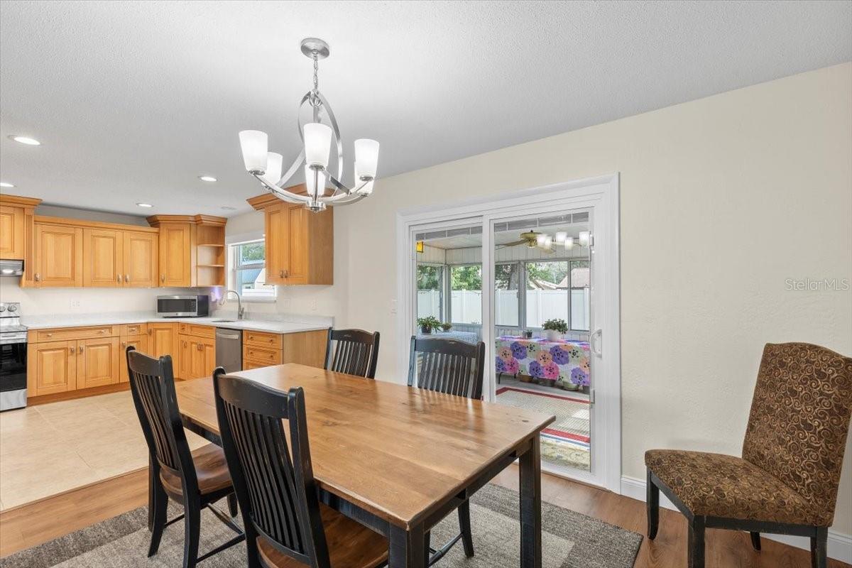 Image 10 of 49 For 31 Brookwood Drive