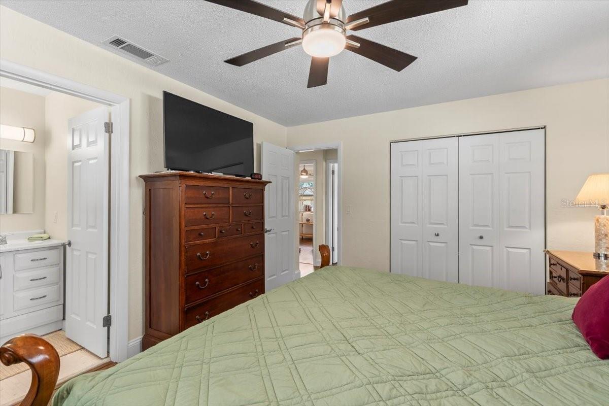 Image 24 of 49 For 31 Brookwood Drive