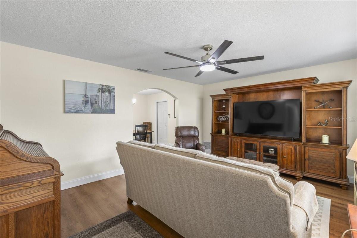 Image 3 of 49 For 31 Brookwood Drive