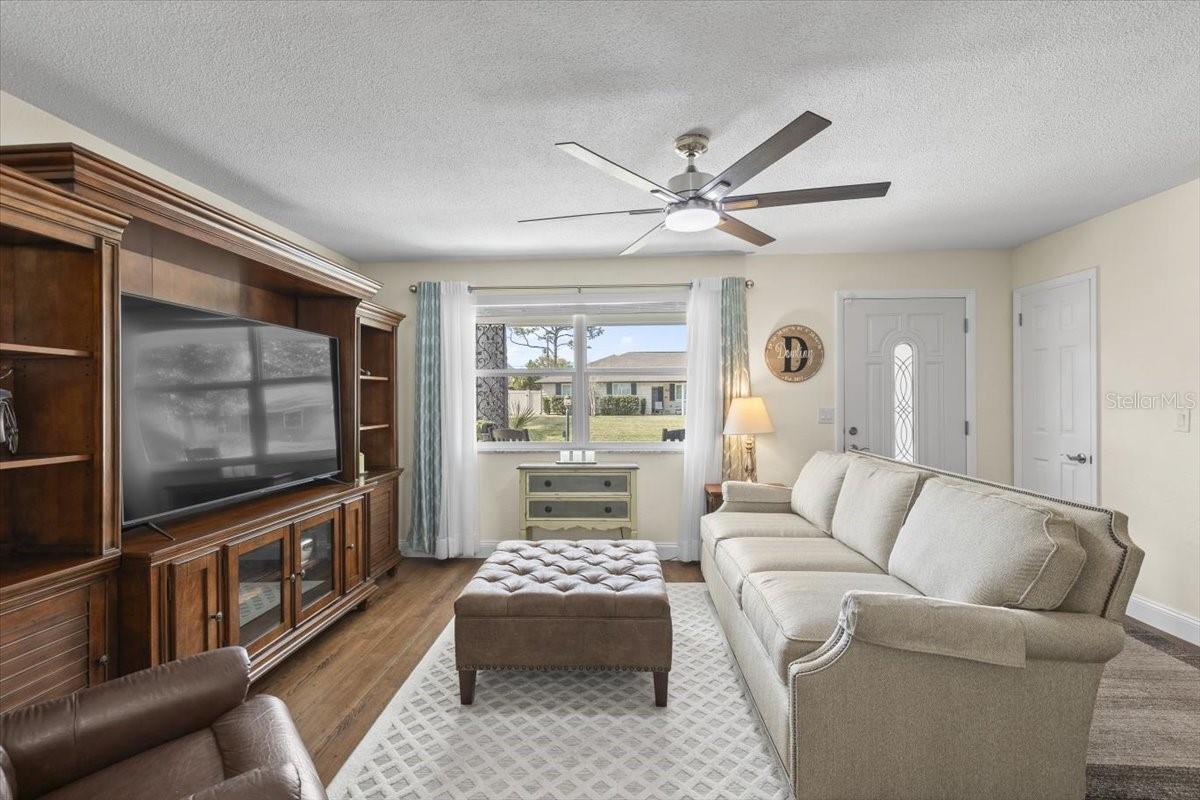 Image 4 of 49 For 31 Brookwood Drive