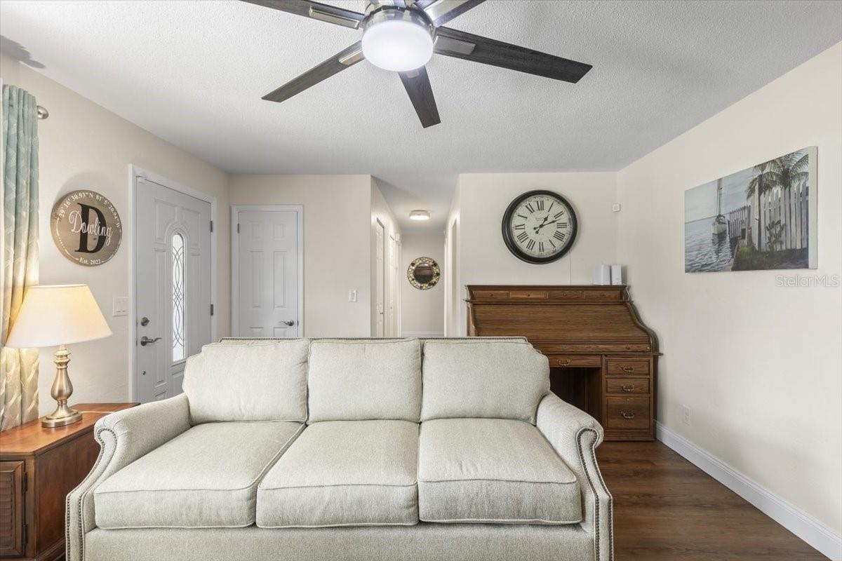 Image 7 of 49 For 31 Brookwood Drive