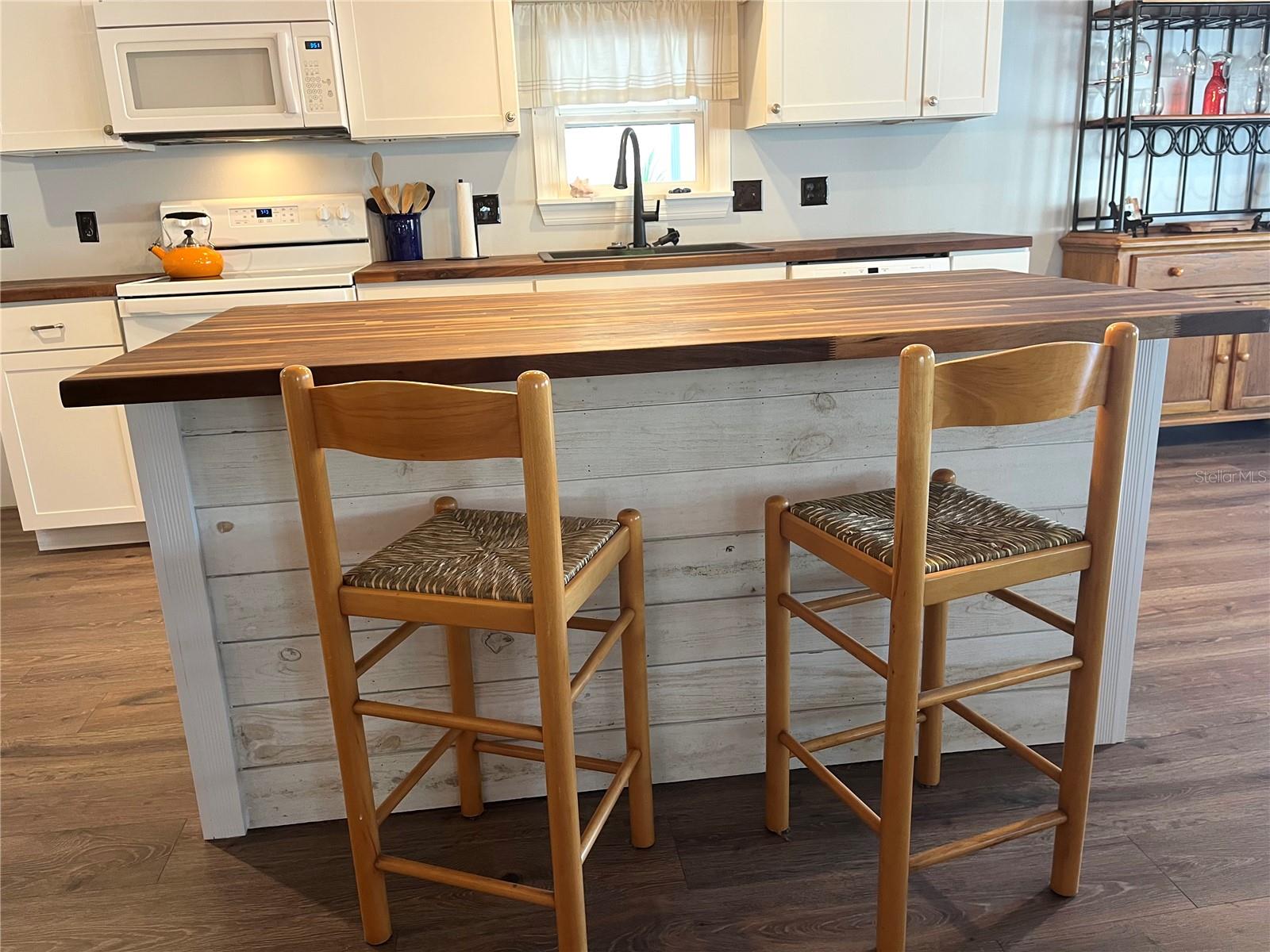 Image 15 of 53 For 197 Monitor Drive