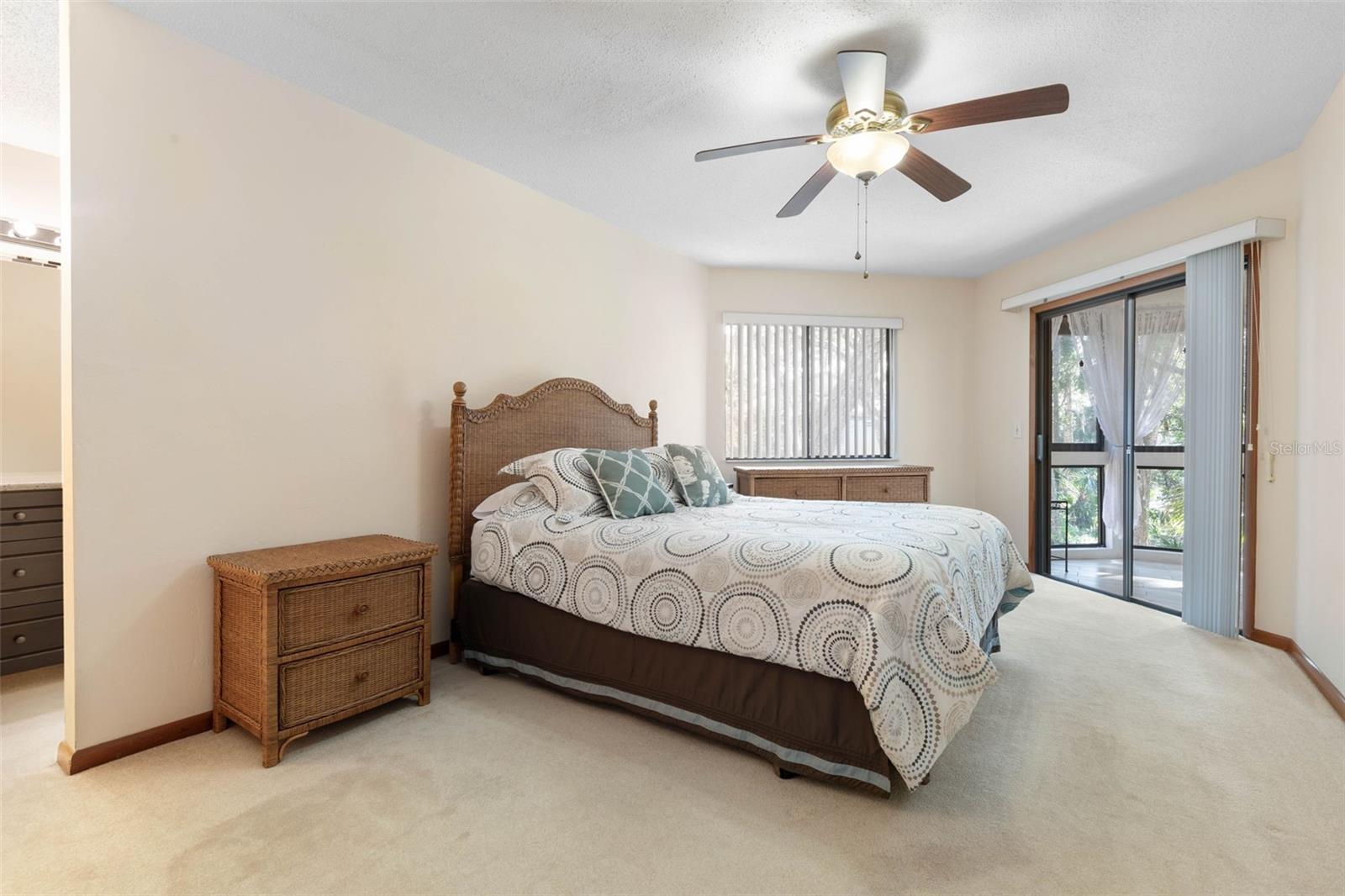 Image 20 of 48 For 24 Fairways Circle 24