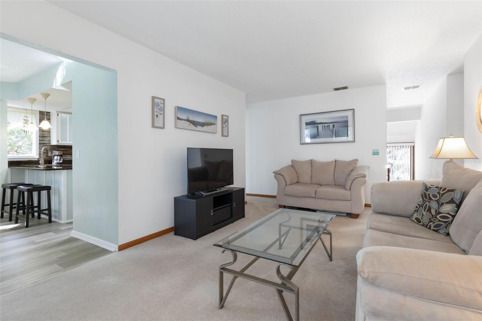 Image 6 of 48 For 24 Fairways Circle 24