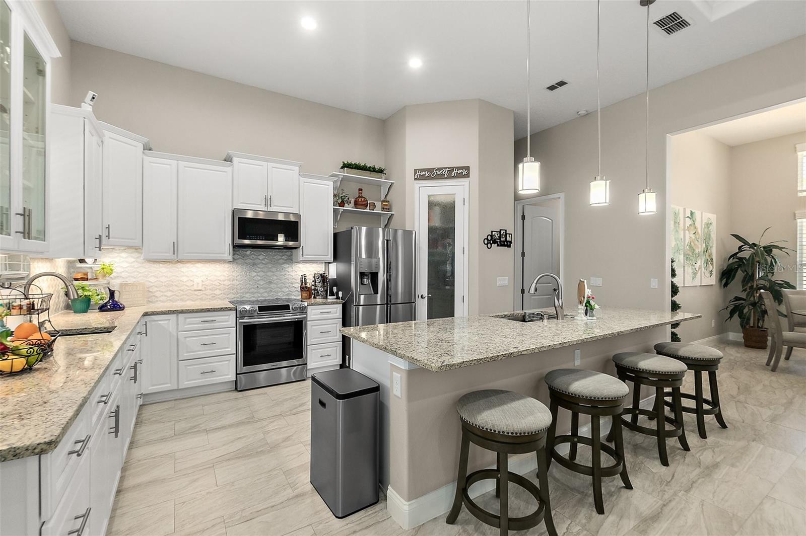 Image 12 of 52 For 125 Birchwood Drive