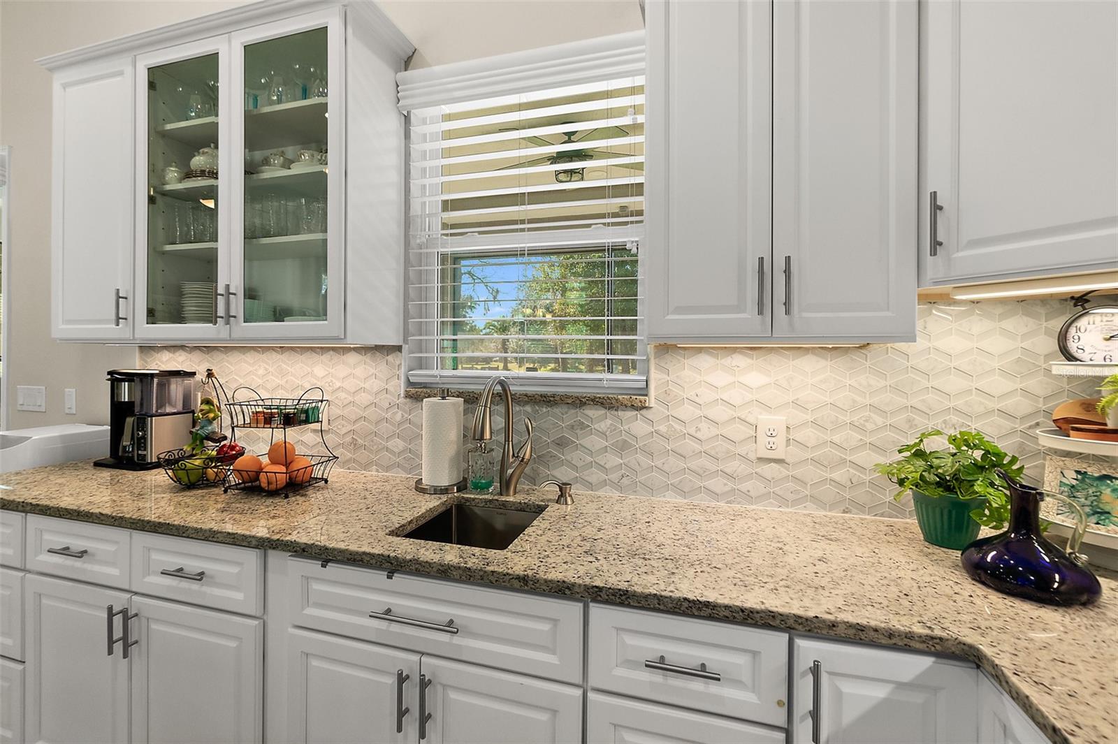 Image 16 of 52 For 125 Birchwood Drive