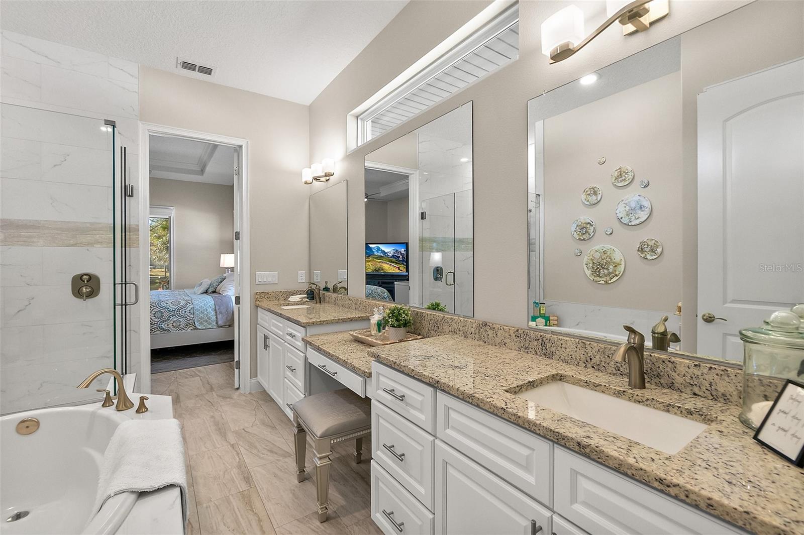 Image 23 of 52 For 125 Birchwood Drive