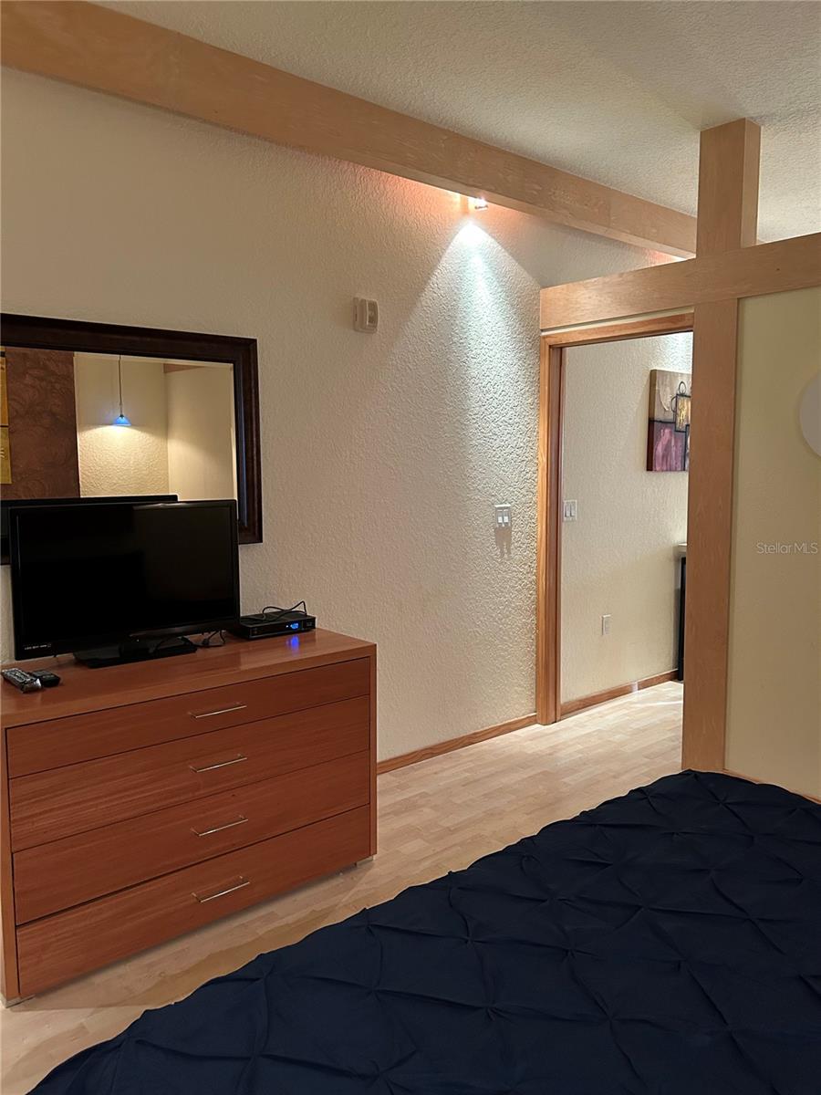 Image 11 of 17 For 101 Palm Harbor Parkway 303b