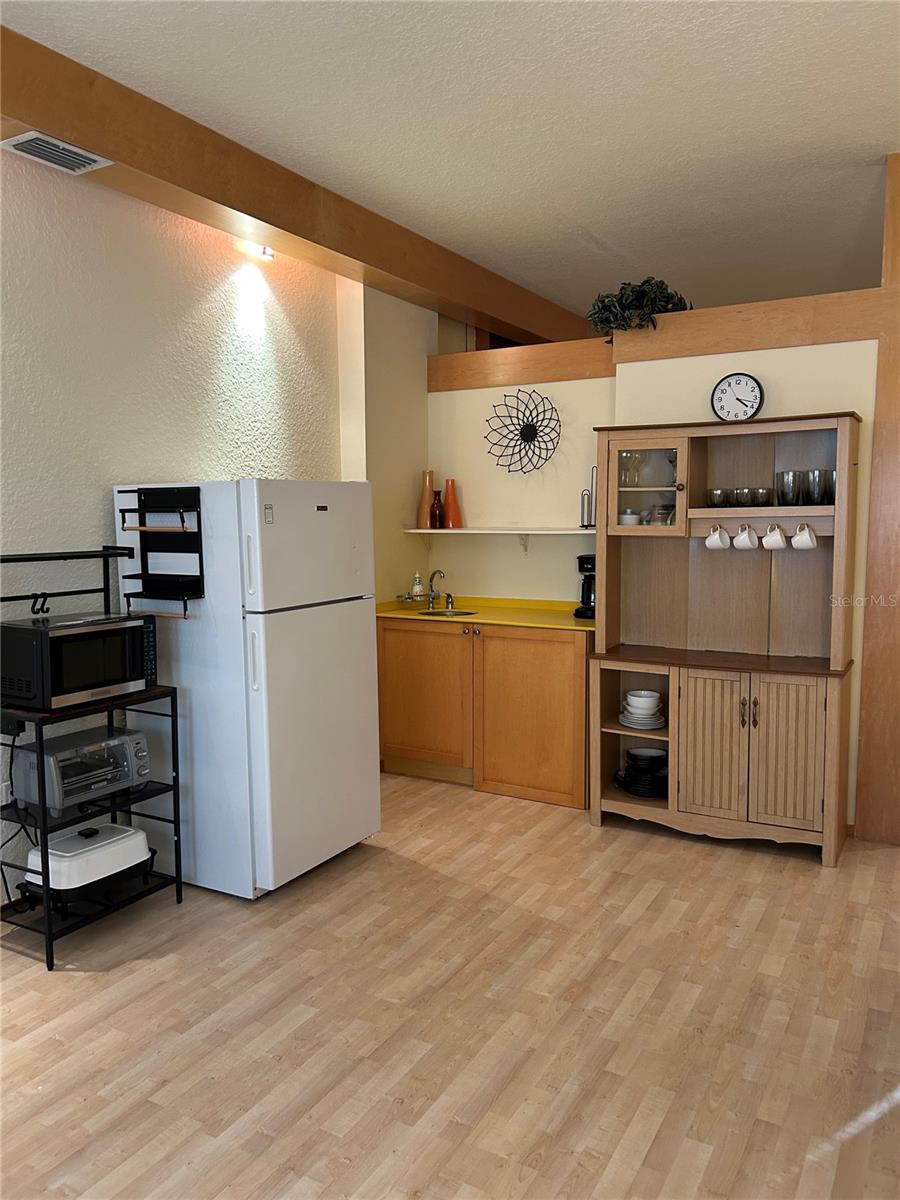 Image 13 of 17 For 101 Palm Harbor Parkway 303b