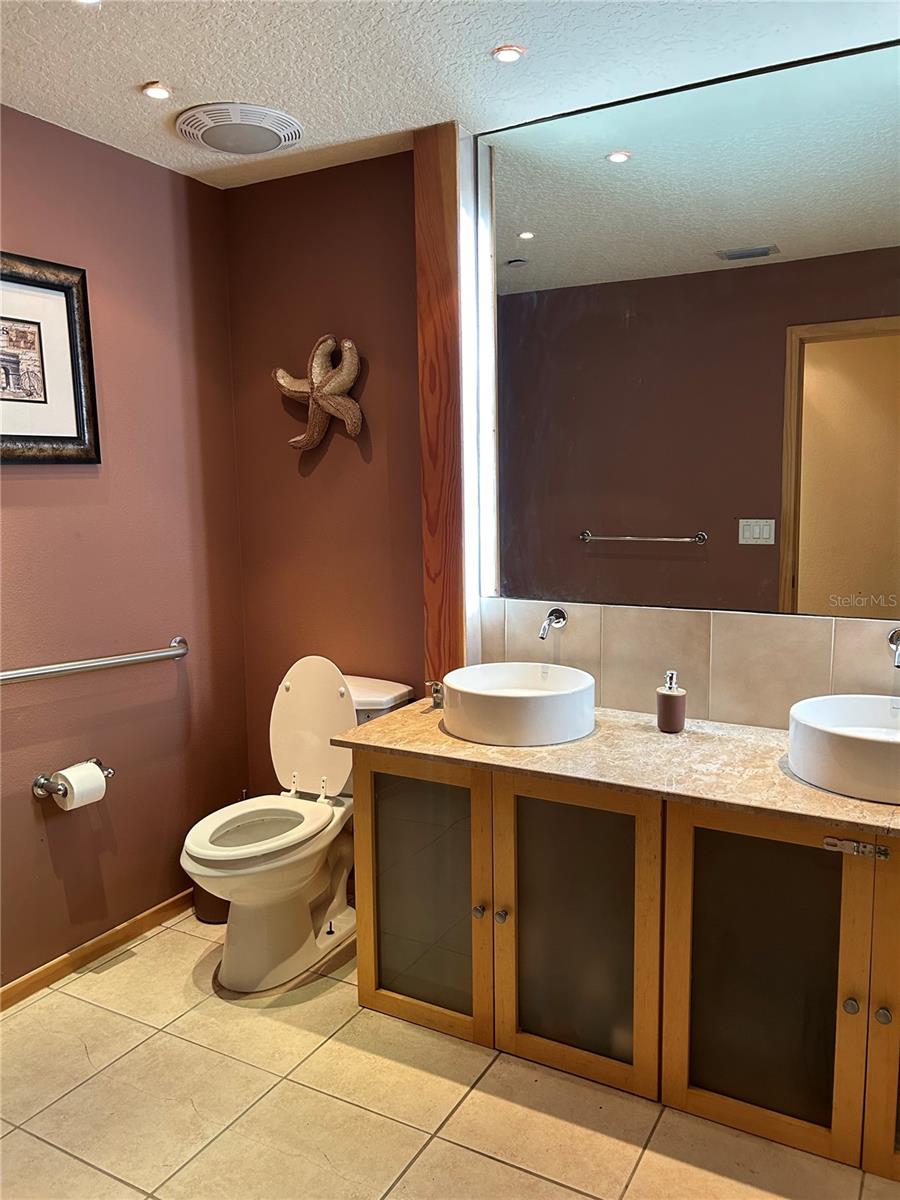 Image 5 of 17 For 101 Palm Harbor Parkway 303b