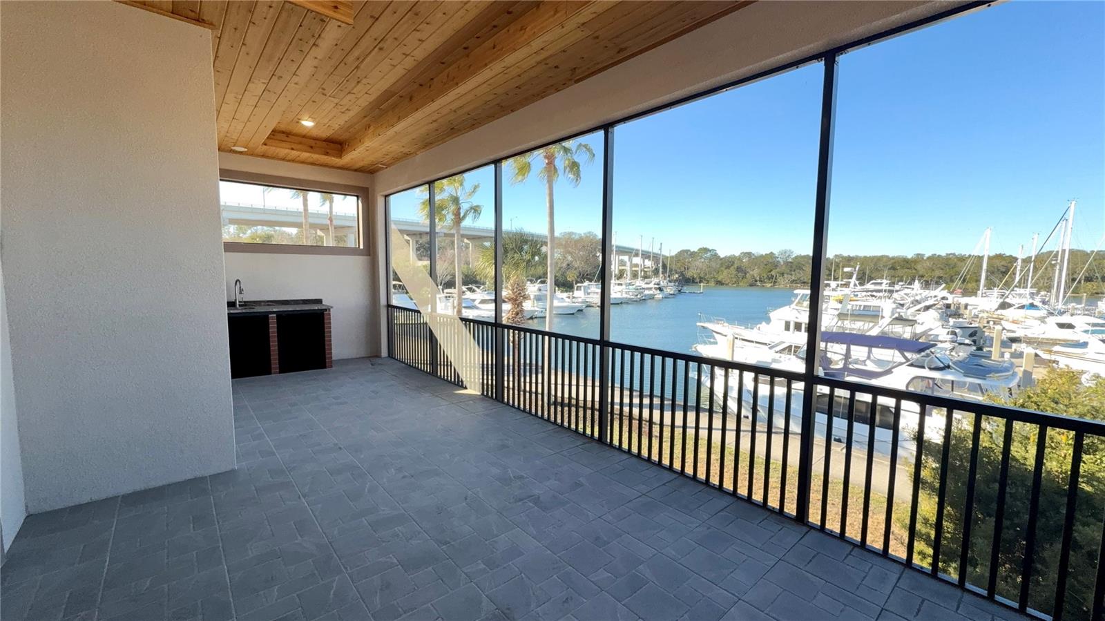 Image 3 of 30 For 142 Harbor Village Point S