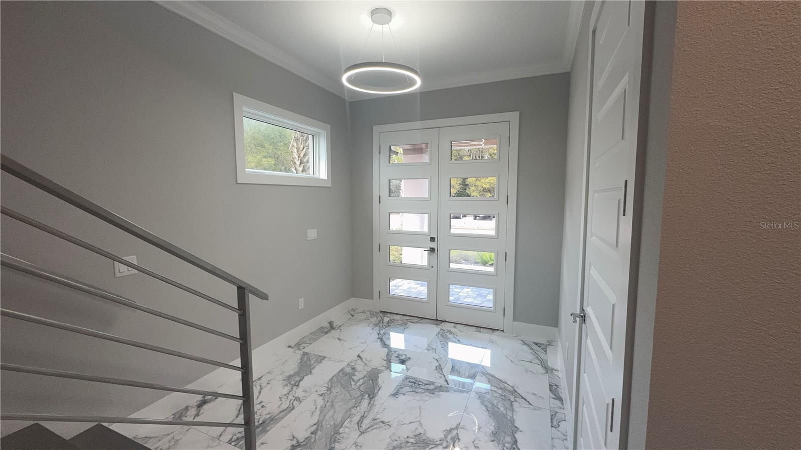 Image 4 of 30 For 142 Harbor Village Point S