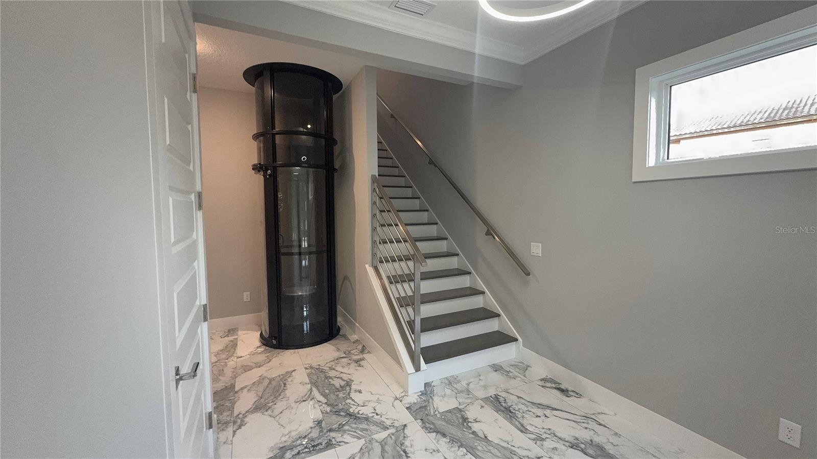 Image 5 of 30 For 142 Harbor Village Point S