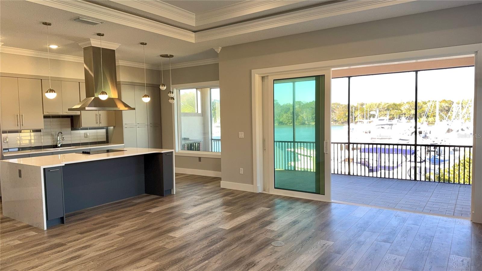 Image 6 of 30 For 142 Harbor Village Point S