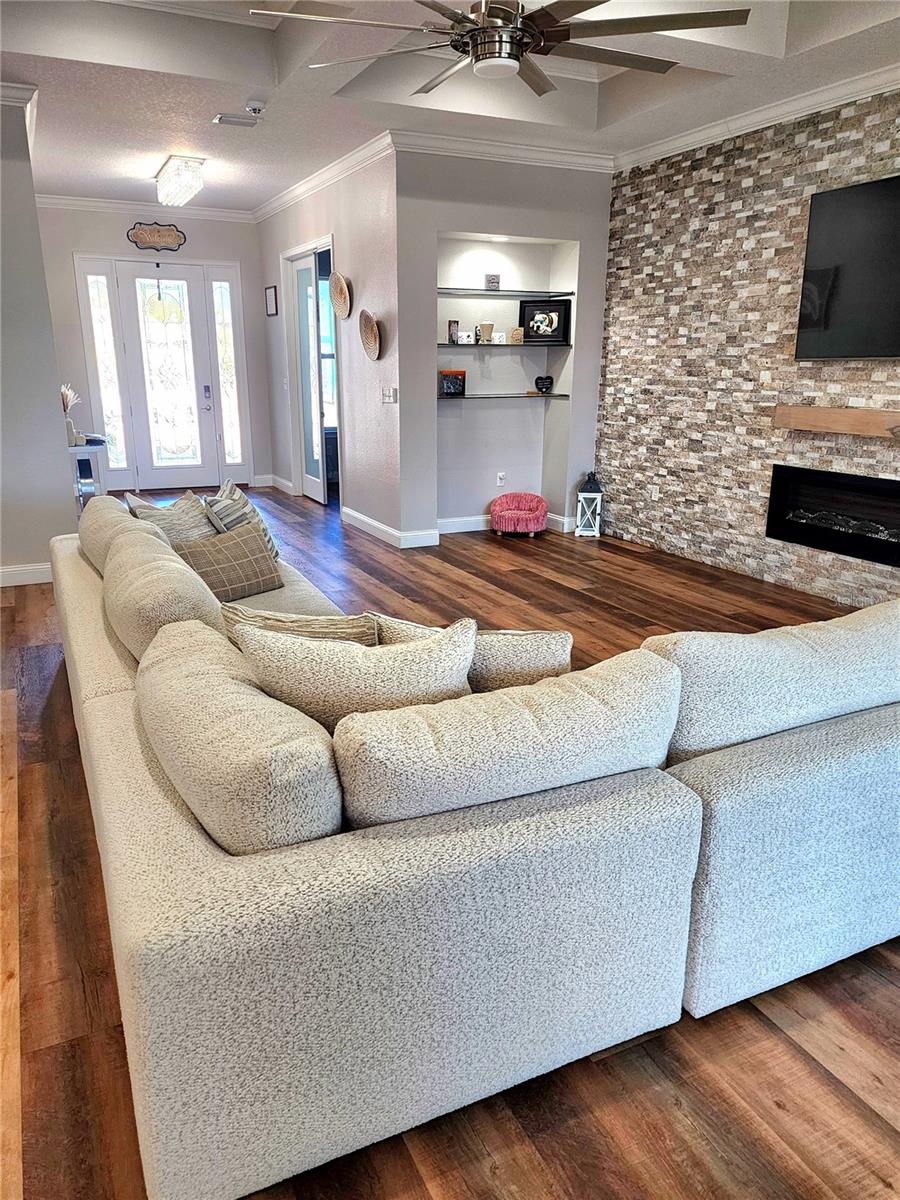 Image 17 of 32 For 43 Fenimore Lane