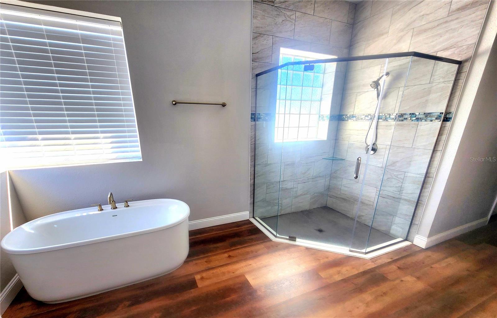 Image 23 of 32 For 43 Fenimore Lane