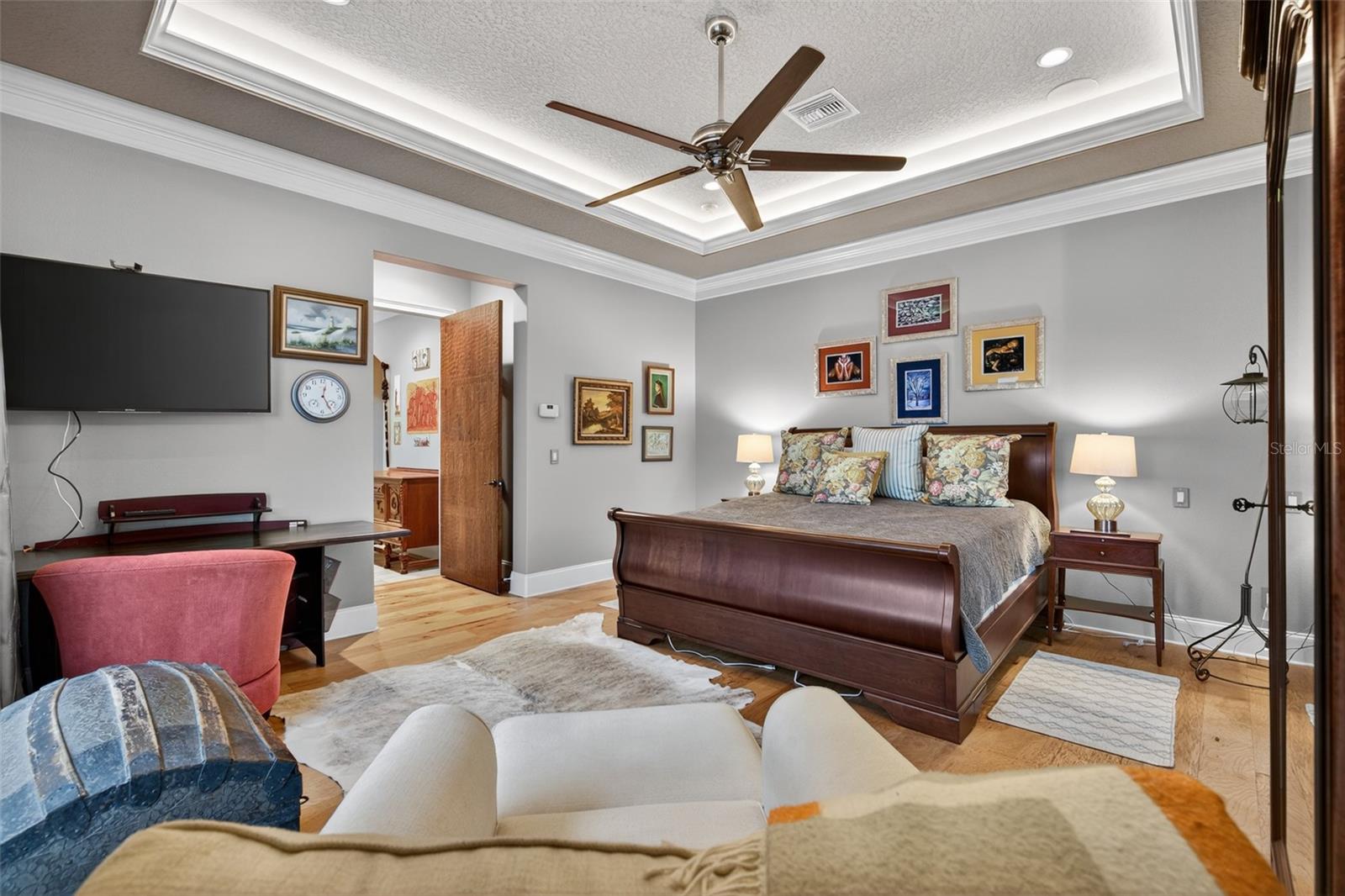 Image 29 of 71 For 27 Las Palmas Way