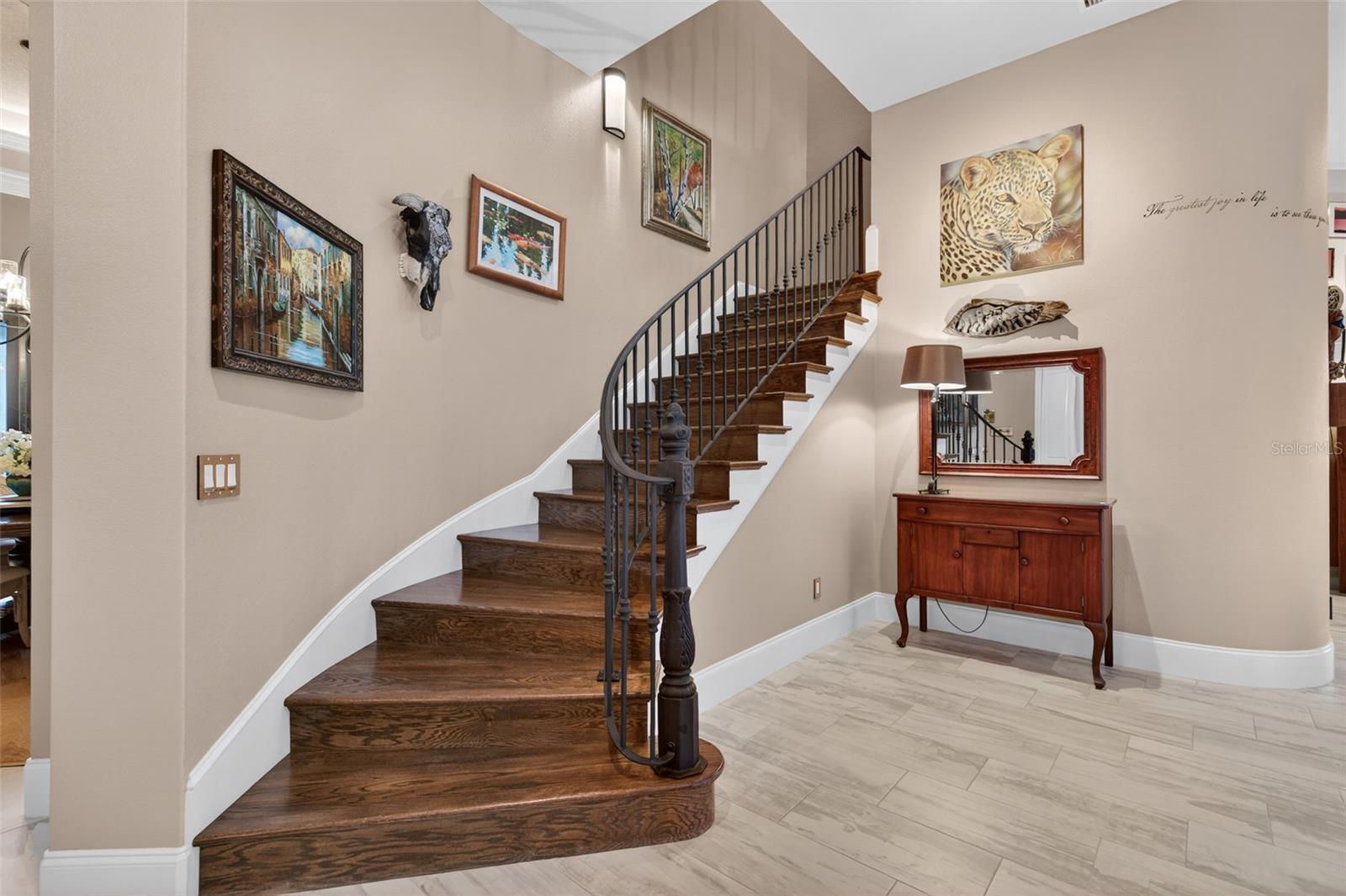 Image 40 of 71 For 27 Las Palmas Way