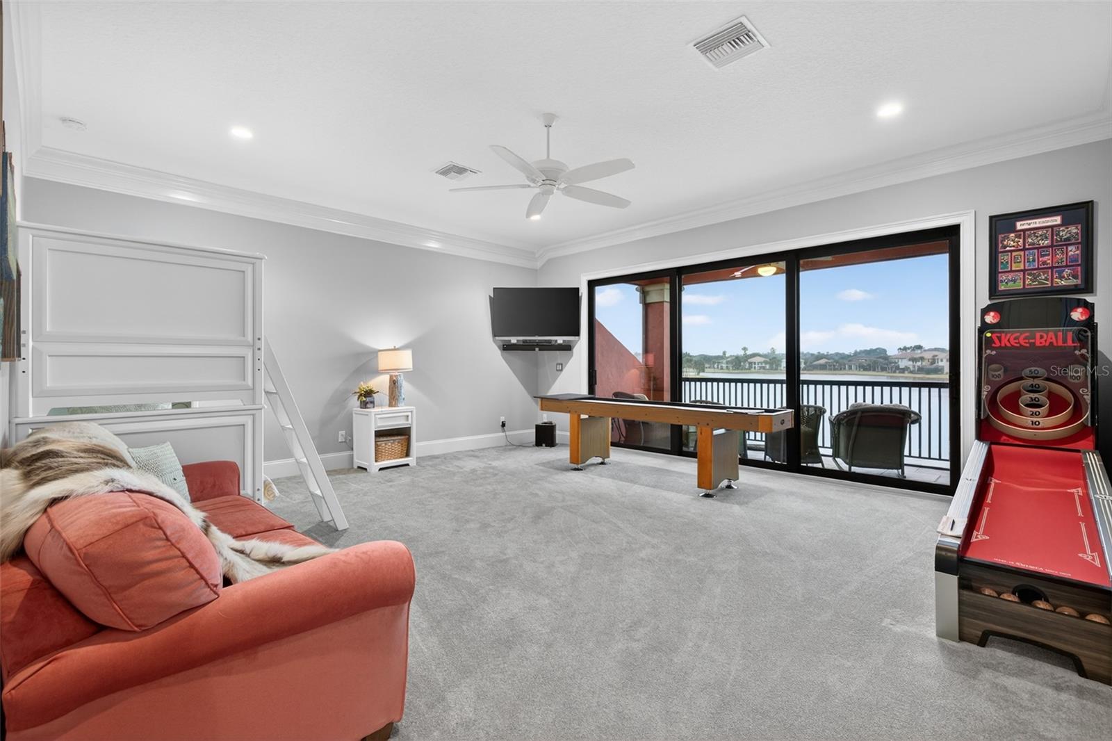 Image 41 of 71 For 27 Las Palmas Way