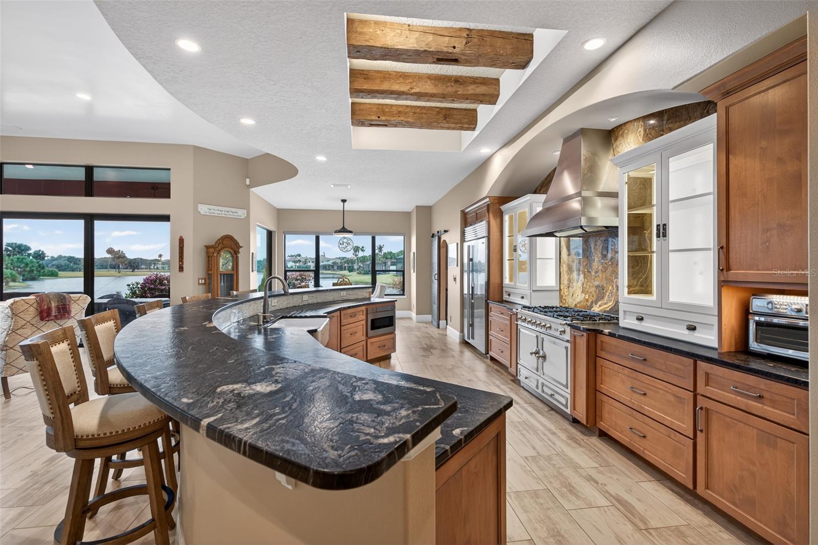 Image 8 of 71 For 27 Las Palmas Way