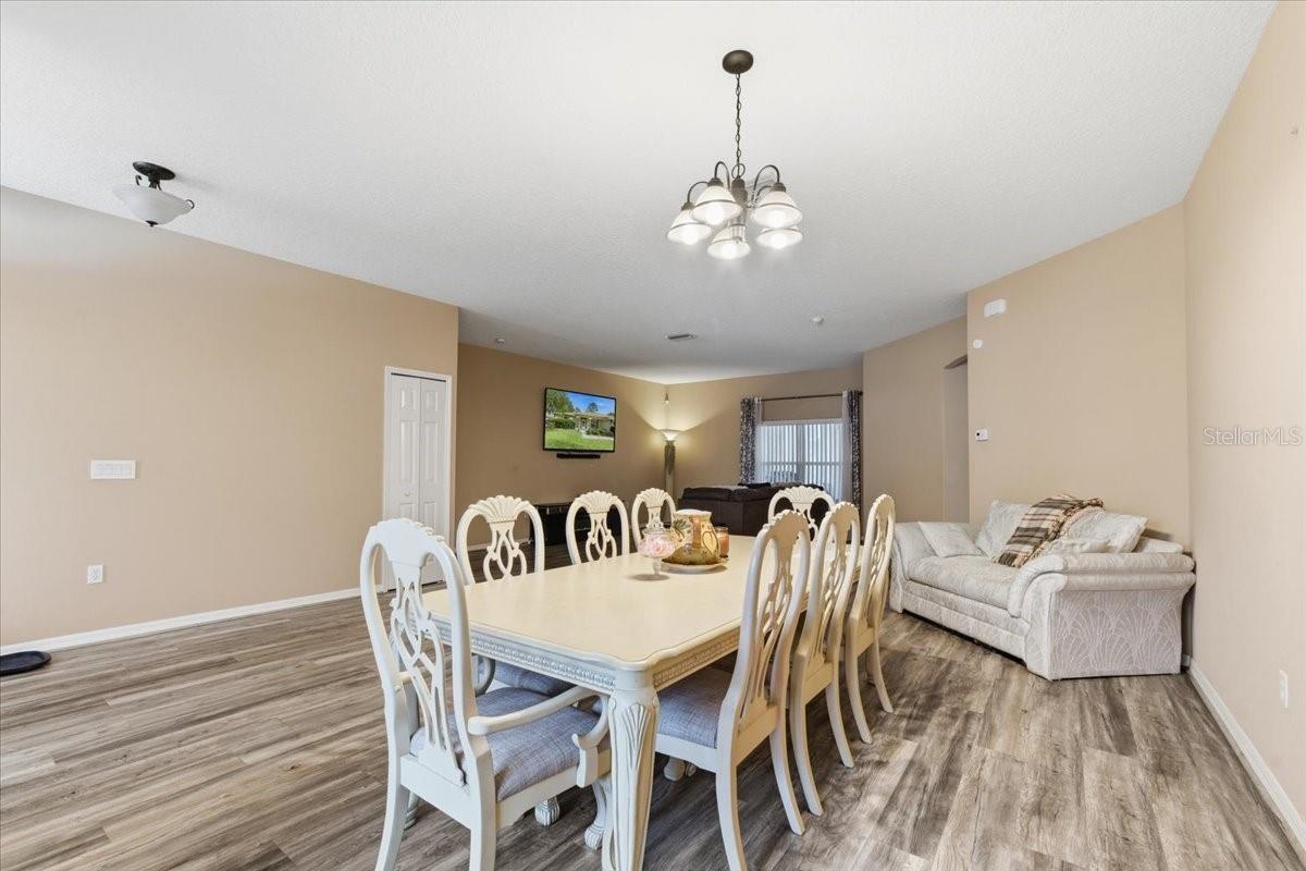 Image 18 of 50 For 5 Port Echo Place