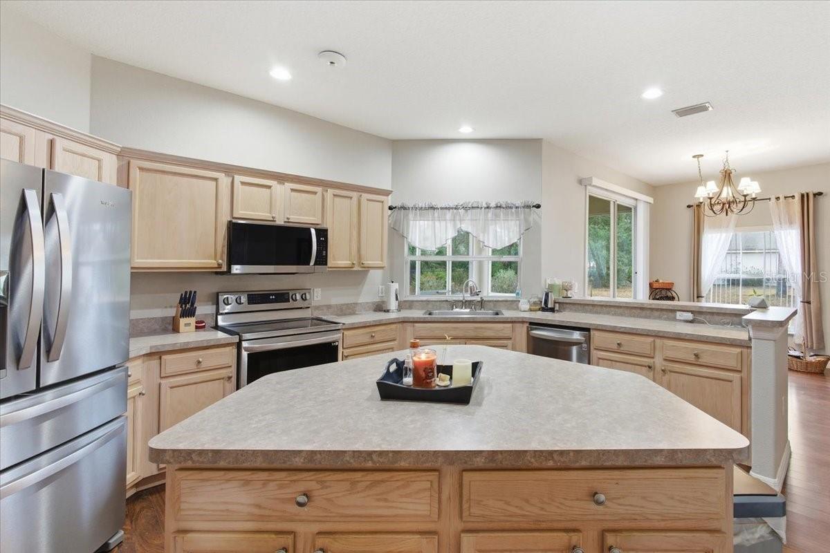 Image 31 of 50 For 5 Port Echo Place