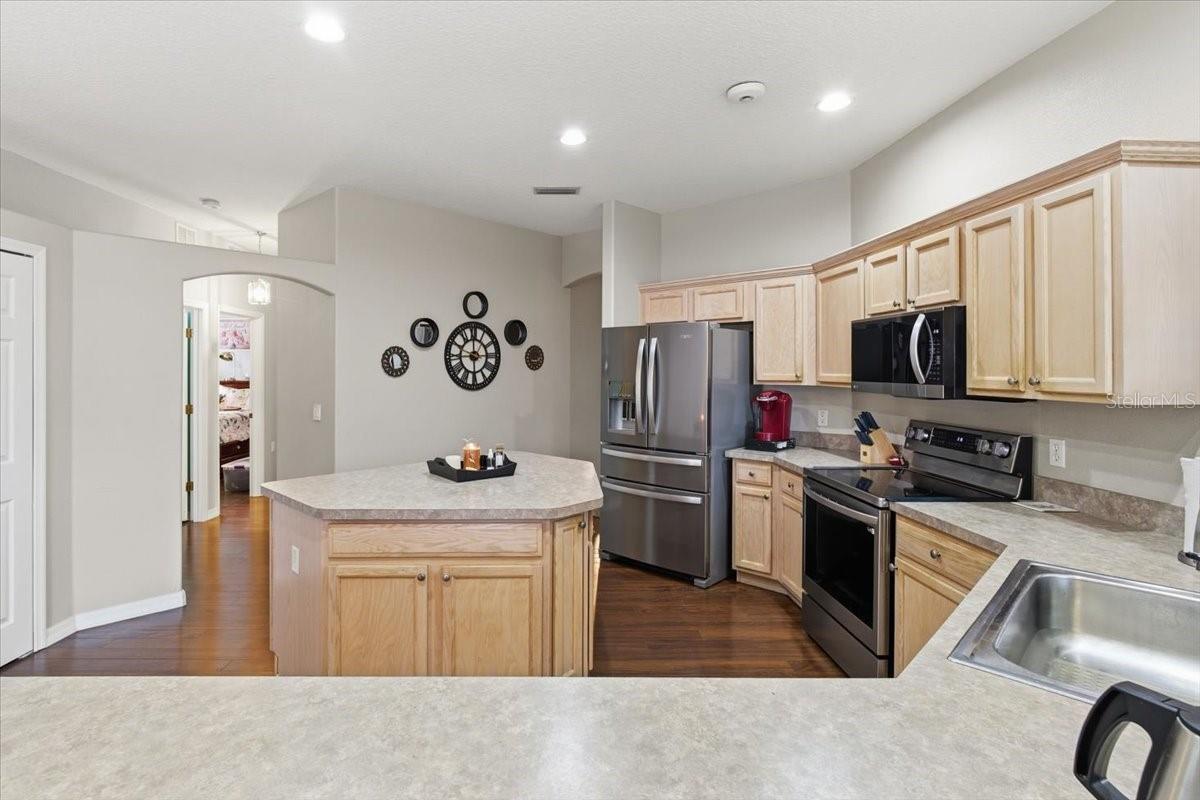 Image 32 of 50 For 5 Port Echo Place